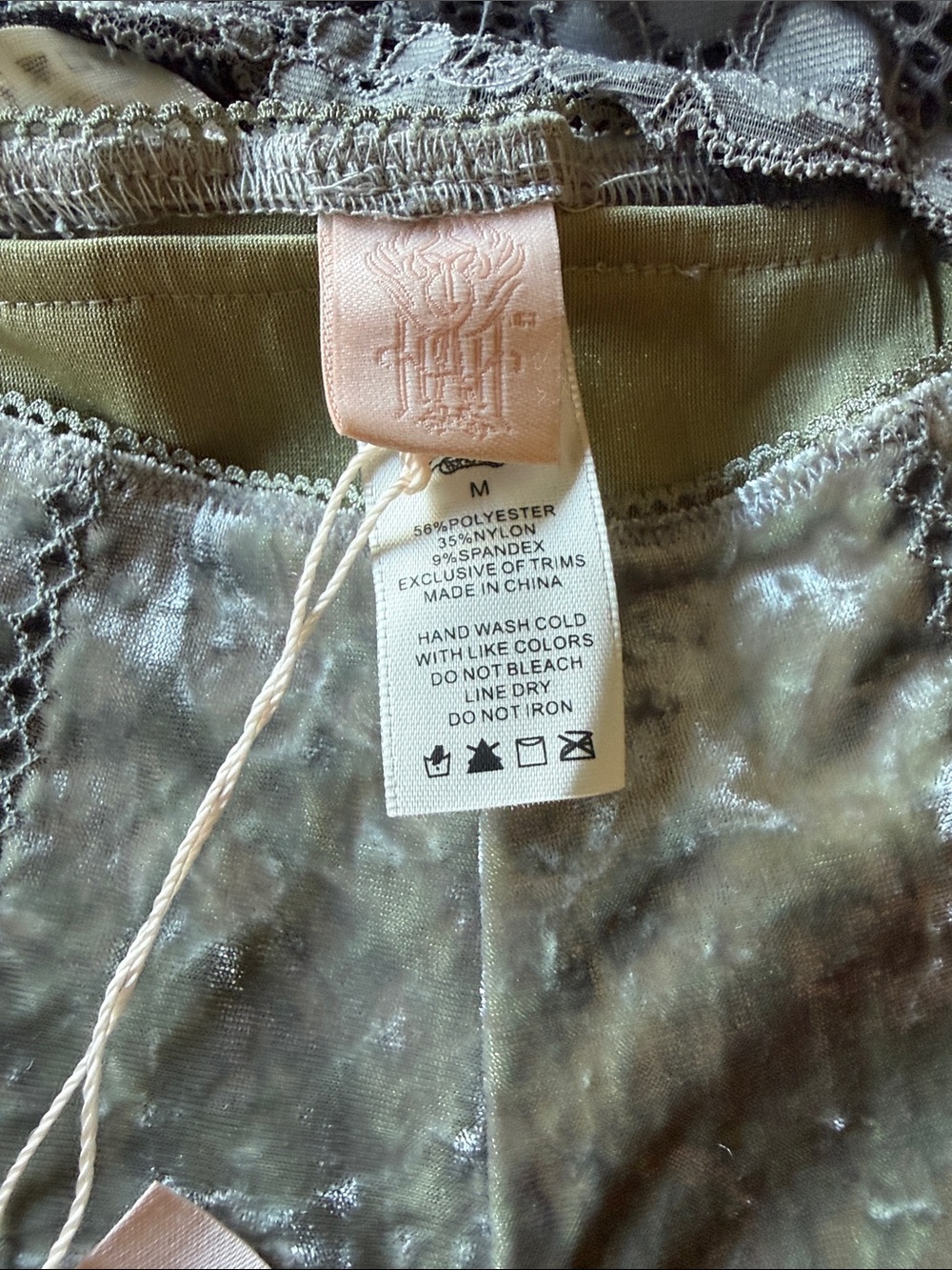 HAH By Free People Women's Silver Velvet Wrap Top & Jogger Pants Set Size L/M - Picture 11 of 11